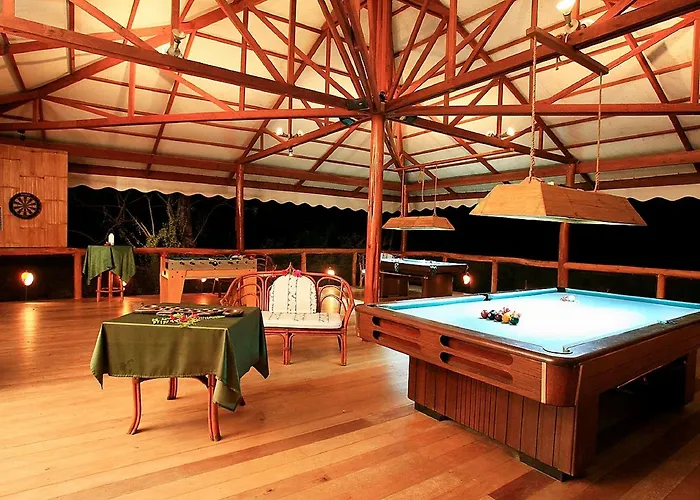 Island Wellness Badian